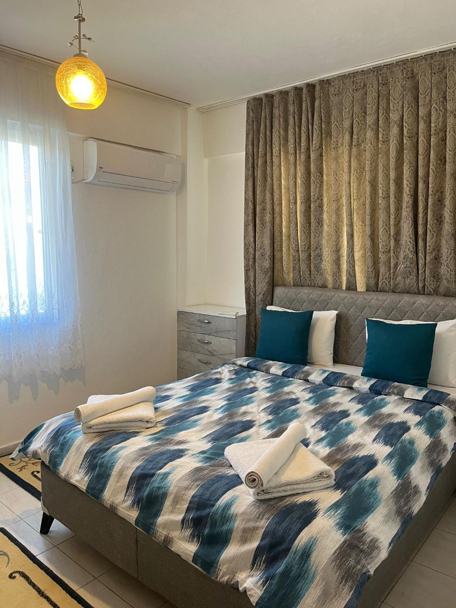 Huge Evleri 2 Apartment Marmaris Exterior photo